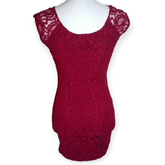 WET SEAL BURGUNDY LACE BODYCON DRESS SZ.S EUC. - Picture 4 of 5